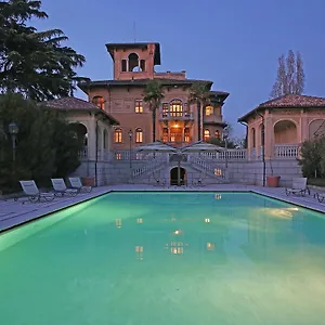 Luxury , Lonato Italia